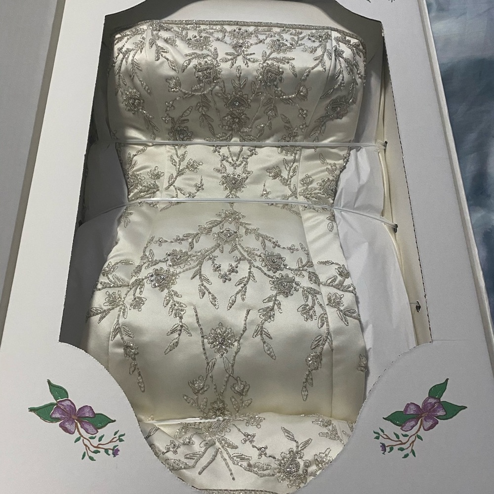 Demetrios Bridal Mermaid style Wedding Gown